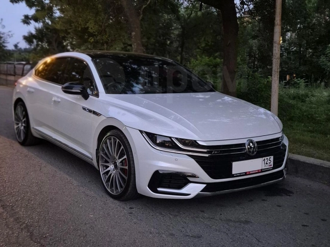 Volkswagen Arteon 2.0 TSI 4Motion R-Line Advance 2019