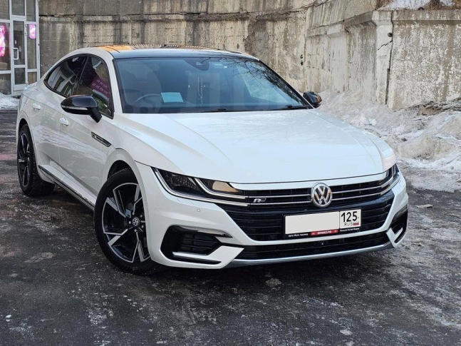 Volkswagen Arteon 2.0 TSI 4Motion R-Line Advance 2019